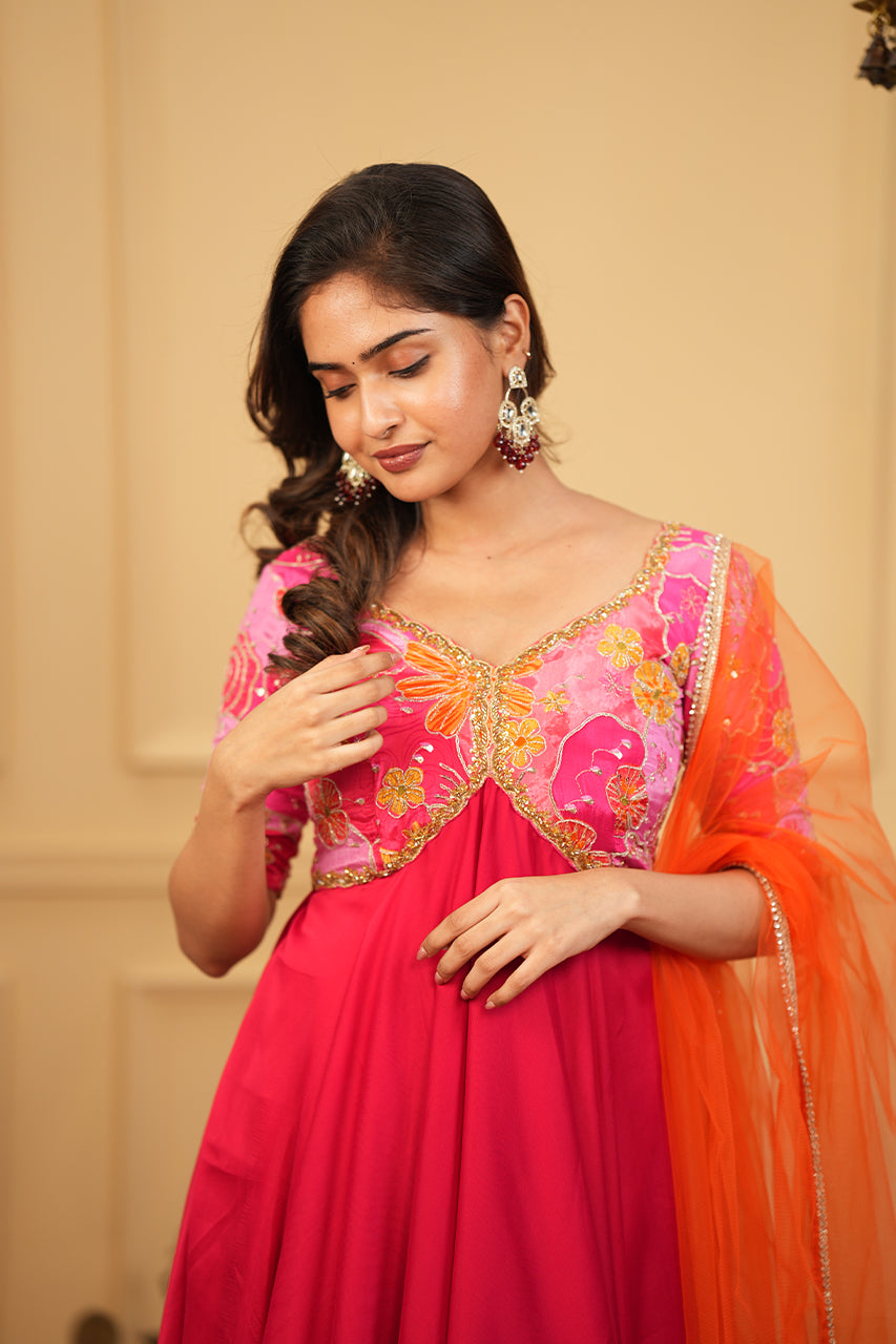 Nira Collection