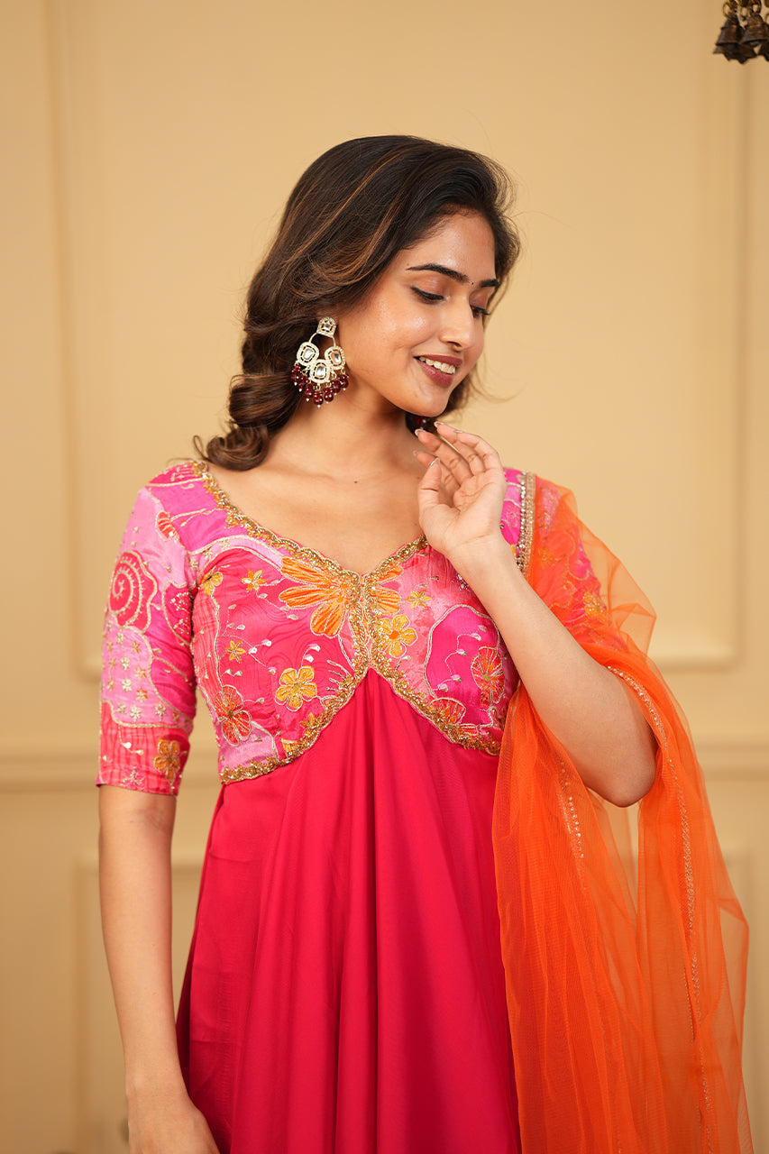 Nira Collection